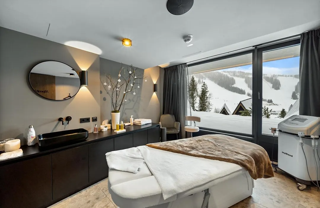 TRIFORET alpin resort by Falkensteiner-1